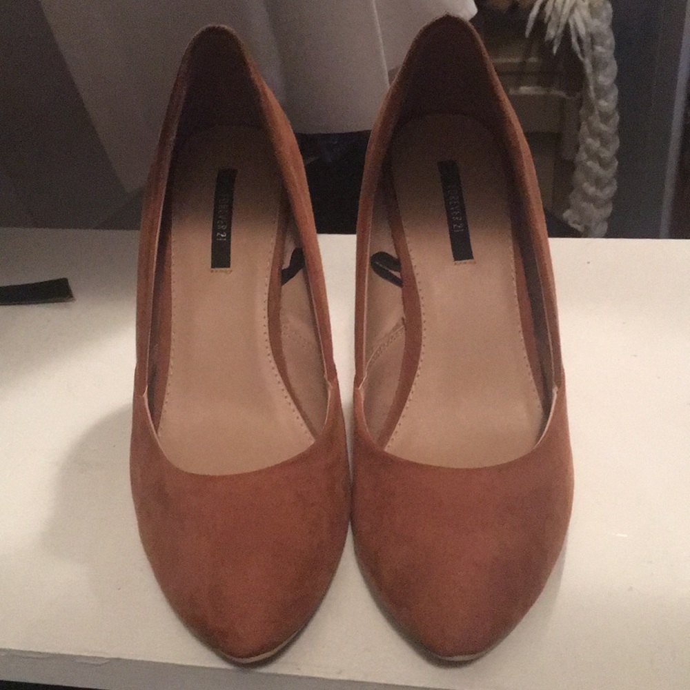 Faux Suede Pumps